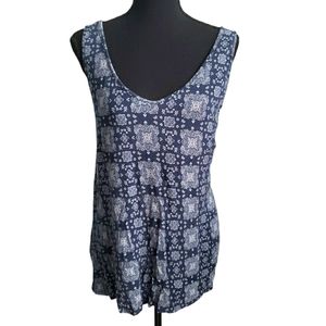 LYSSE tank with built in bra.